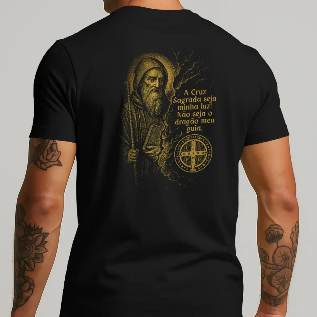COMPRE 1 LEVE 3 - Camiseta Religiosa Medalha de São Bento A Cruz Sagrada