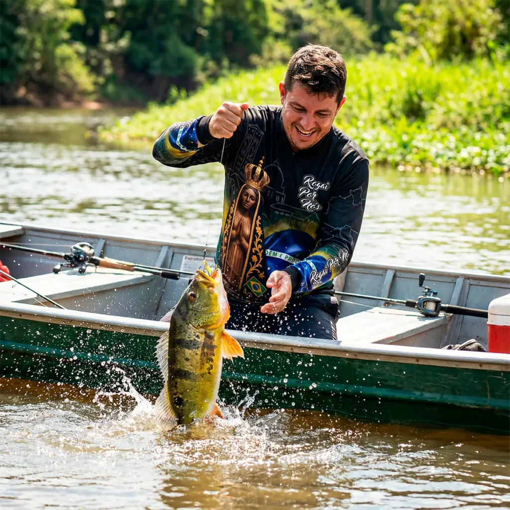 COMPRE 1 LEVE 3 - Camisa Nossa Senhora Aparecida Rogai Por Nós Manga Longa Preta